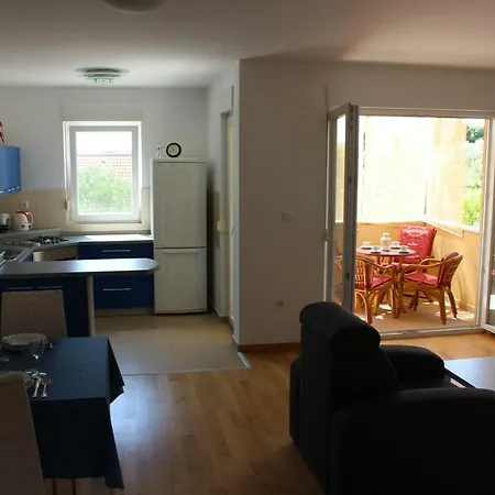 Apartman Dani Poljana (Ugljan)