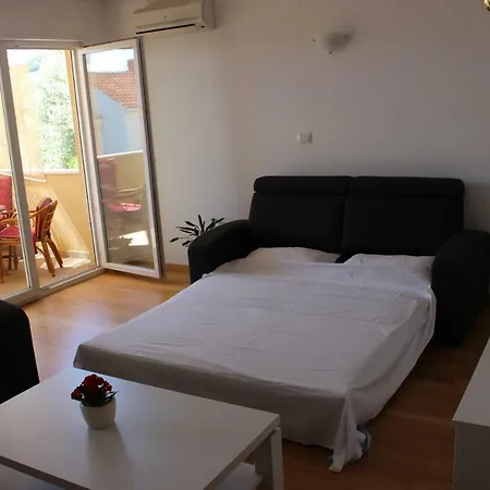 Apartman Dani Poljana (Ugljan)